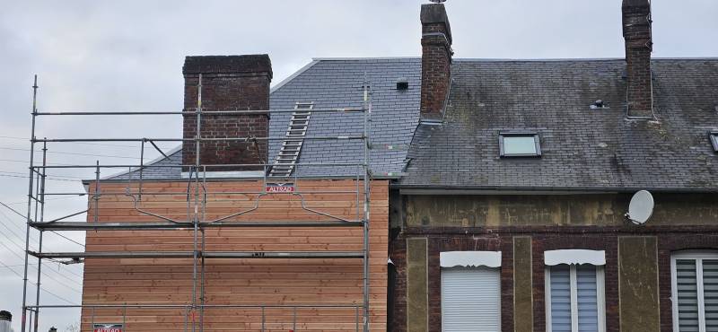 Rénovation de toiture ardoise et de façade à Malaunay