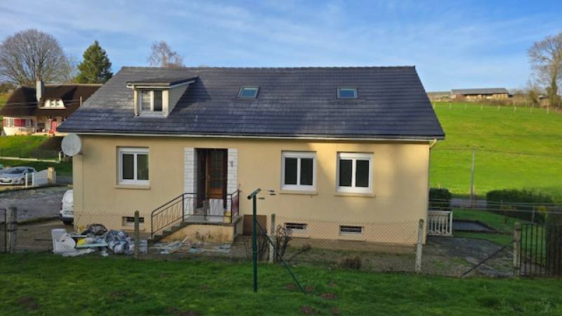 Entreprise de couverture pour la rénovation d'une toiture en tuiles Nobilée à Saint Paer 76